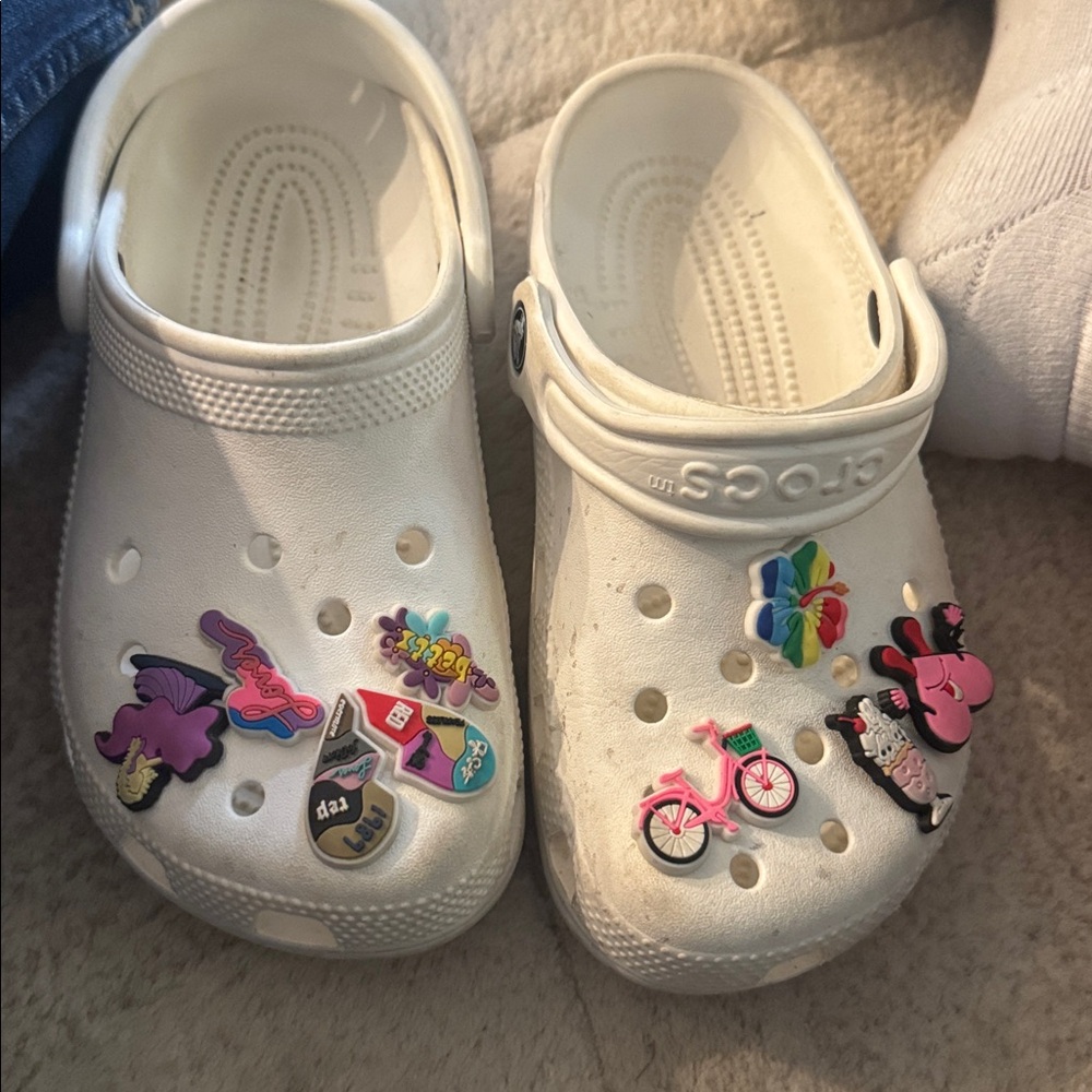 CROCS White Clogs with Vibrant Charms